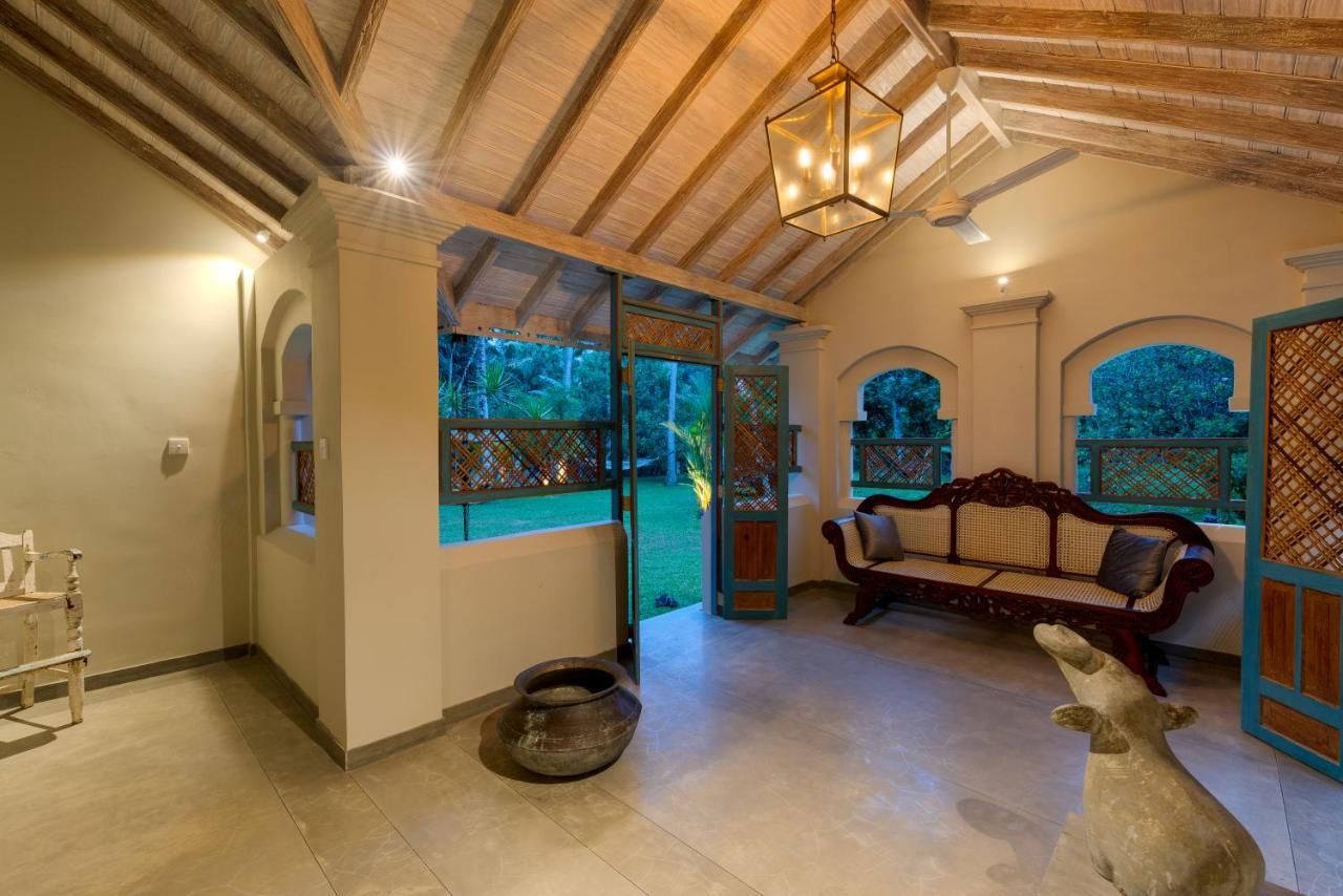 Stuthi Villa Ahangama Exteriör bild